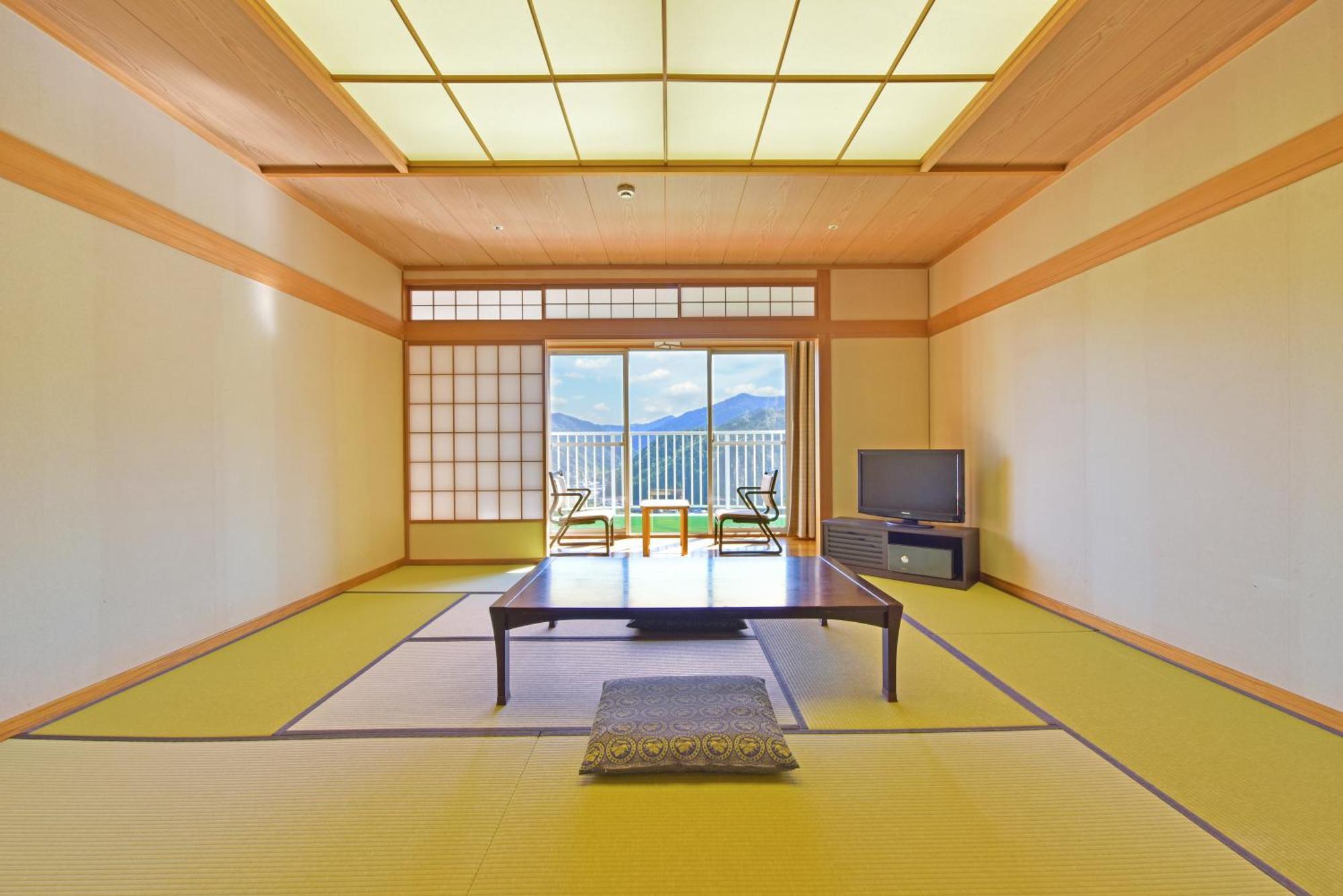 Ooedo-Onsen Monogatari Gero Shinkan Værelse billede